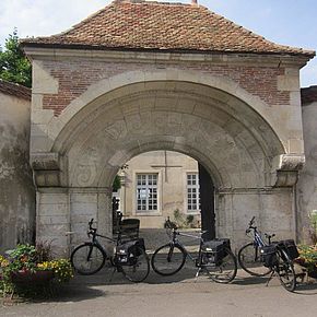 Vélo devant l'hôtel de Camilly