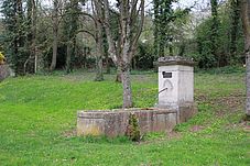 Fontaine Jacquemard à Lay-Saint-Christophe - Agrandir l'image, .JPG 172 Ko (fenêtre modale)